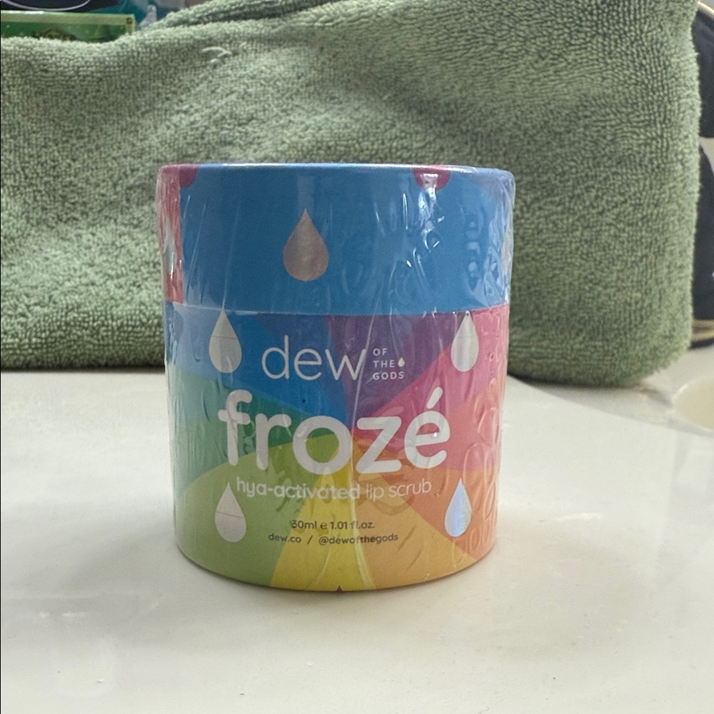 Dew of the Gods Froze Lip Scrub - Blue and Pink